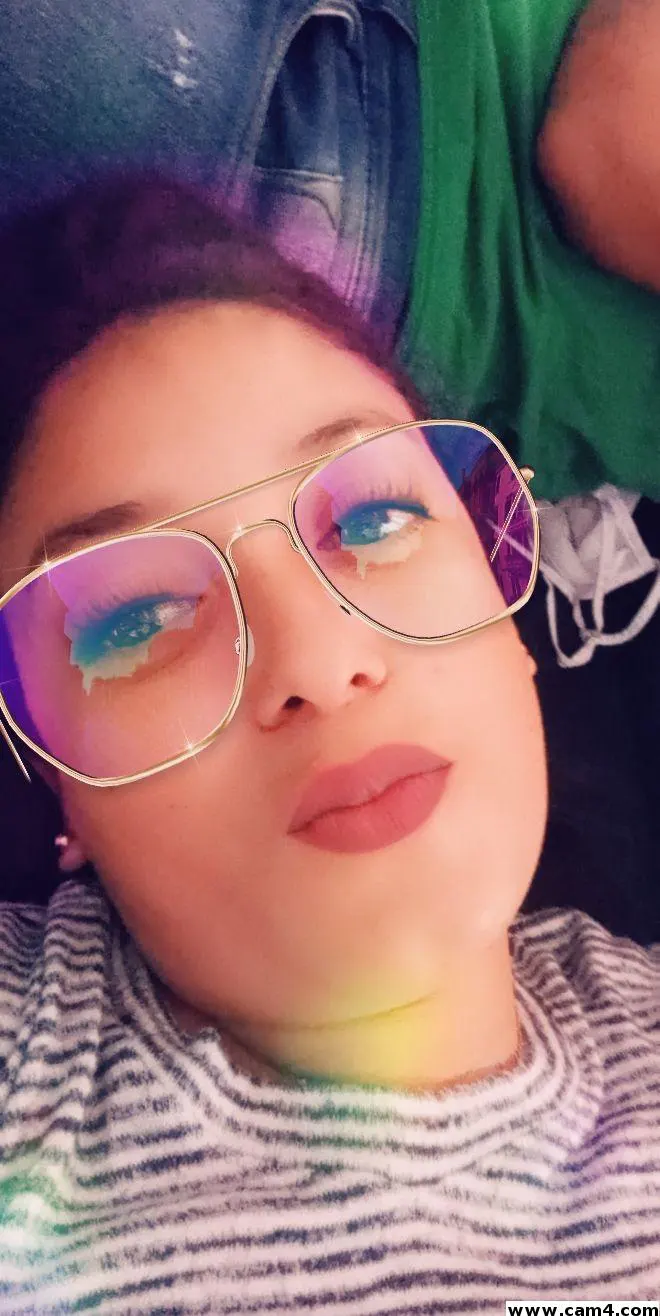 latinascutes image 0